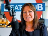 Bremen Eins: Beat-Club Moderatorin <b>Uschi</b> Nerke hört - uschi-nerke-beat-club460-a67lay